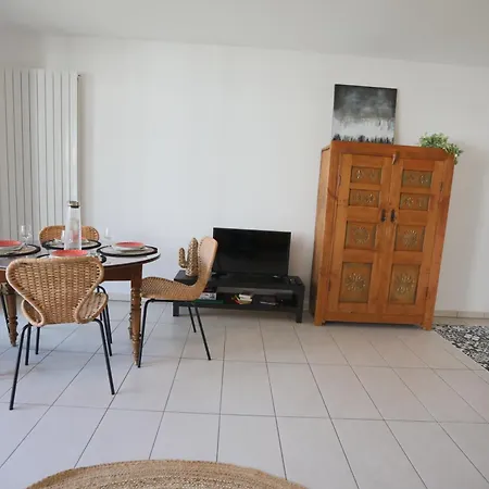 Apartamento L'urbain Annecien Terrasse Et Double Garage Annecy