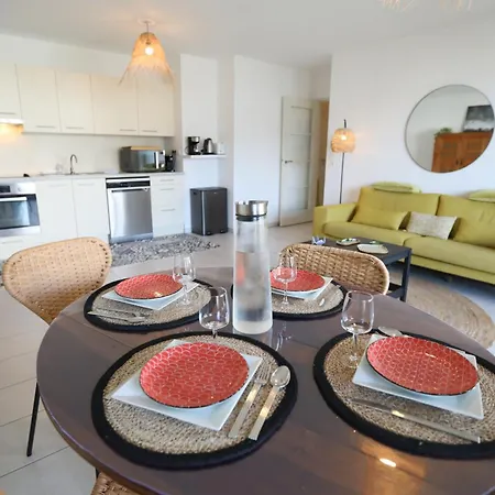 L'urbain Annecien Terrasse Et Double Garage Apartamento