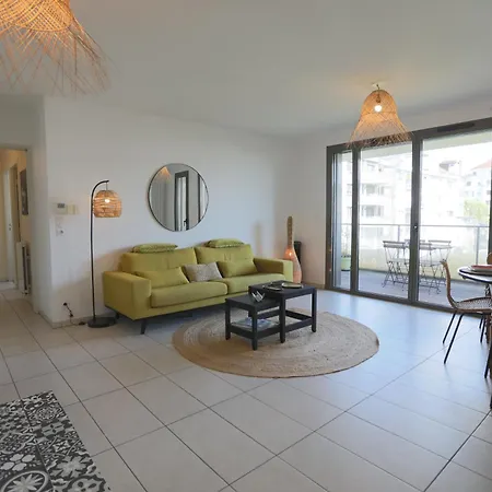 Apartamento L'urbain Annecien Terrasse Et Double Garage Annecy